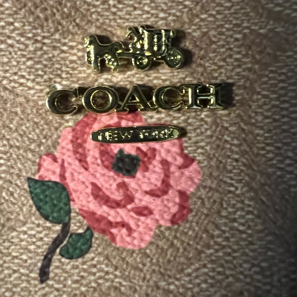Coach Floral Signature Canvas Wristlet | NWT | Box & Dust Bag Included - Picture 6 of 13